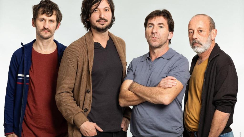 Polo Menárguez con el reparto de El Plan.