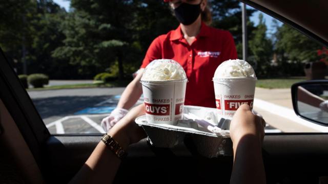 Five Guys, así funciona su nuevo servicio de take away sin contacto