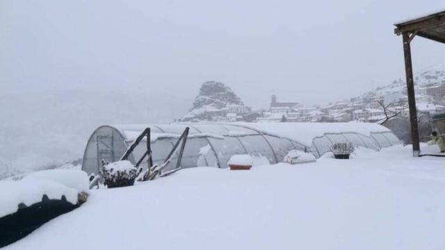 La localidad serrana de Huélamo, en Cuenca, sepultada por la nieve de Filomenta