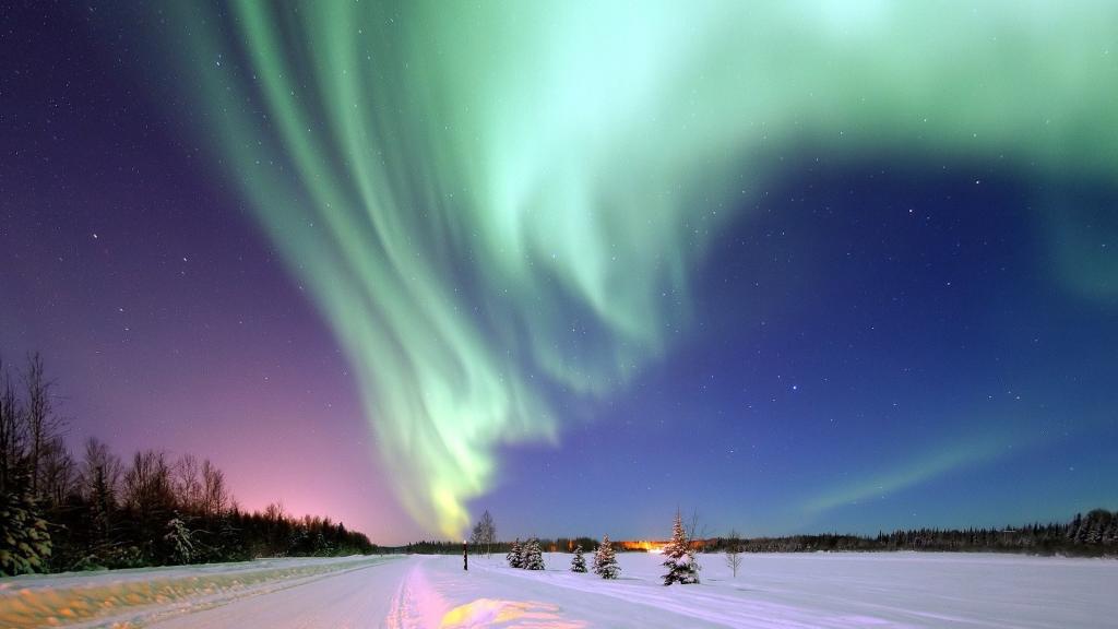 La mejor época para observar una aurora boreal en Coldfoot es de diciembre a febrero.