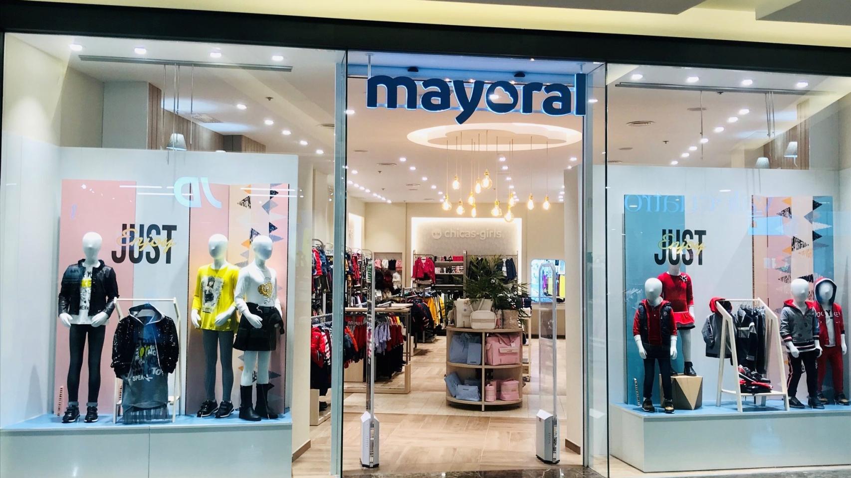 Una de las tiendas de Mayoral en una imagen de archivo.