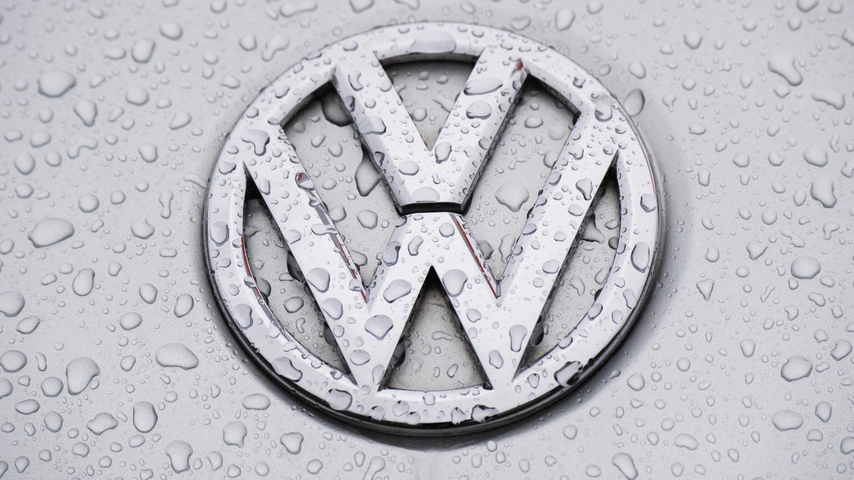 Emblema de la marca Volkswagen, la que mayor volumen tiene dentro del grupo.