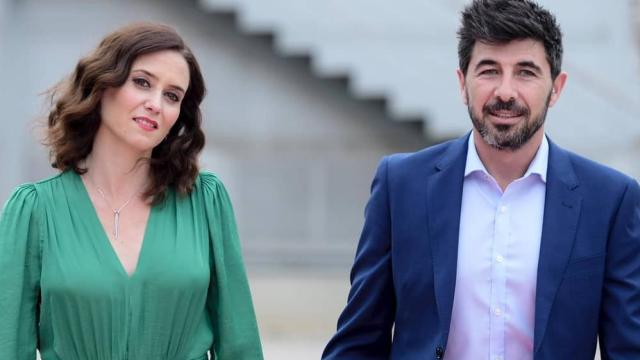Isabel Díaz Ayuso y Jairo Alonso días antes de las elecciones autonómicas de mayo de 2019.
