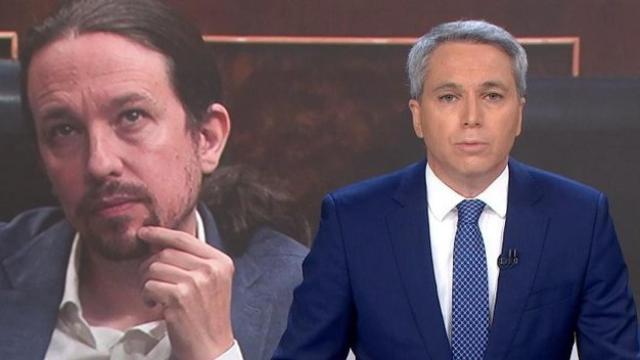 Pablo Iglesias en la pantalla del plató donde Vicente Vallés hace su informativo.