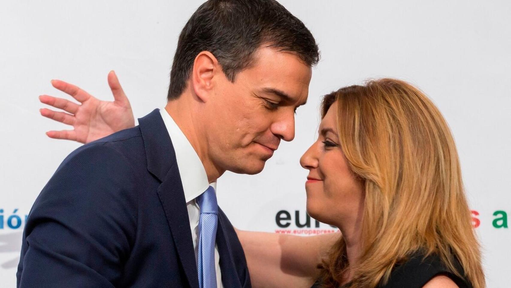 La secretaria general del PSOE andaluz, Susana Díaz, y el presidente del Gobierno, Pedro Sánchez, en una imagen de archivo.