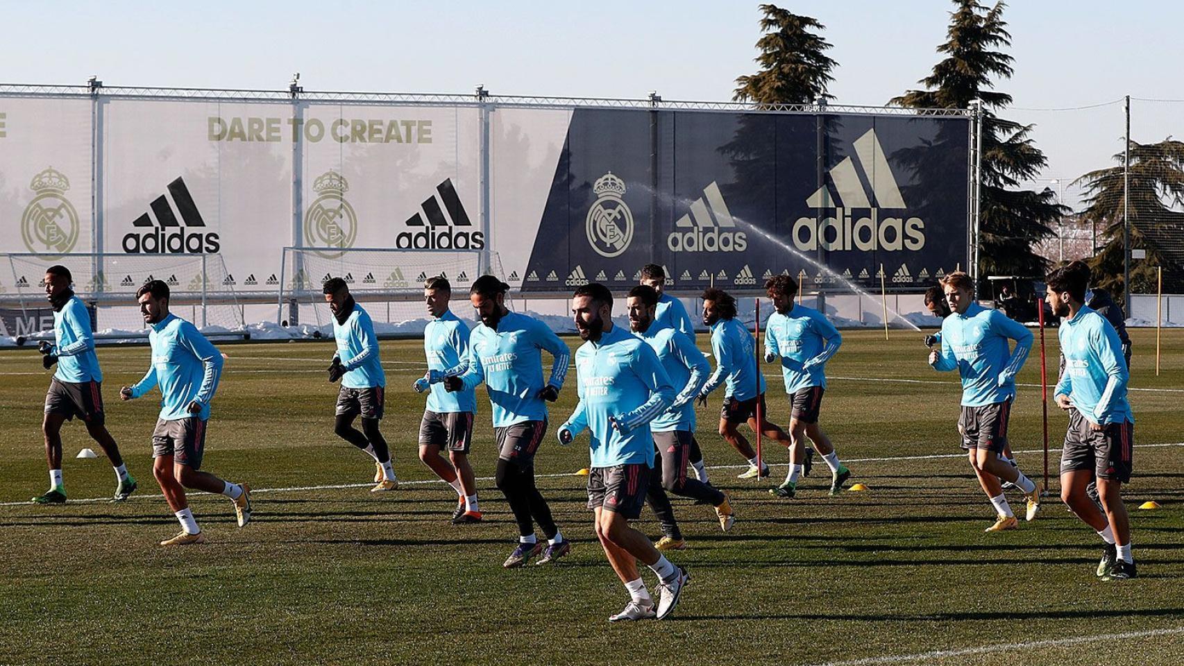 Los jugadores del Real Madrid, en el entrenamiento del 17 de enero de 2021