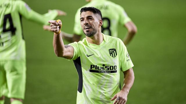Luis Suárez celebra su gol