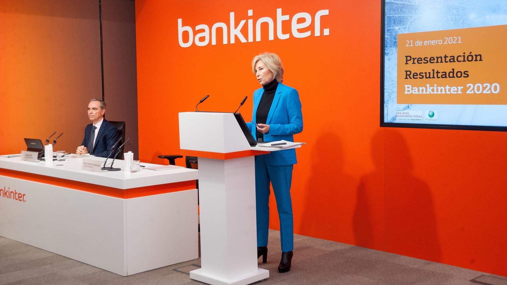 María Dolores Dancausa, CEO de Bankinter y Jacobo Día, director financiero.