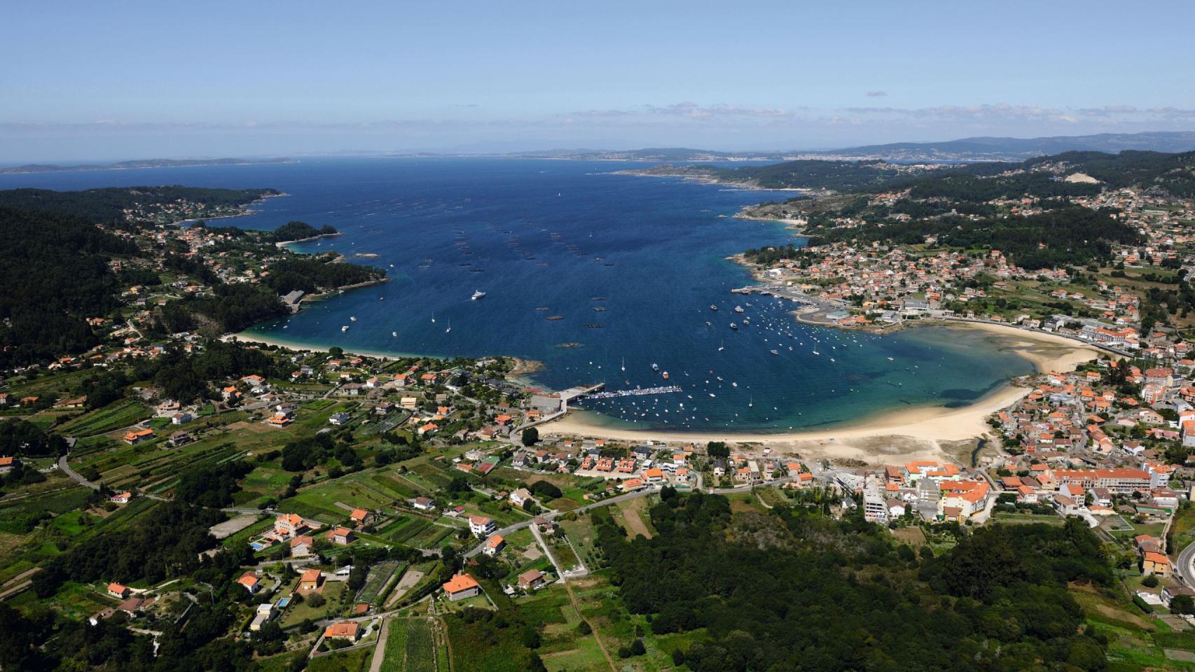 Vista aérea de la Ría de Aldán.
