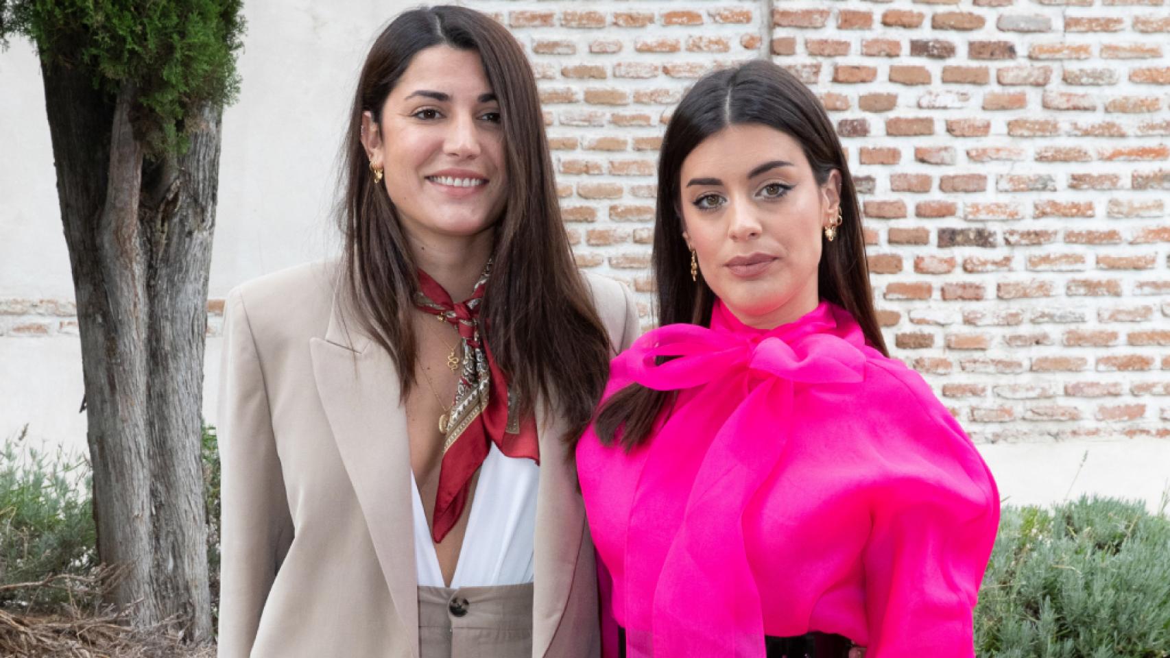 Alba Paul y Dulceida, durante la boda de María García de Jaime y Tomás Páramo.