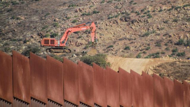 Vista hoy del muro fronterizo estadounidense desde la ciudad de Tijuana, Baja California (México).