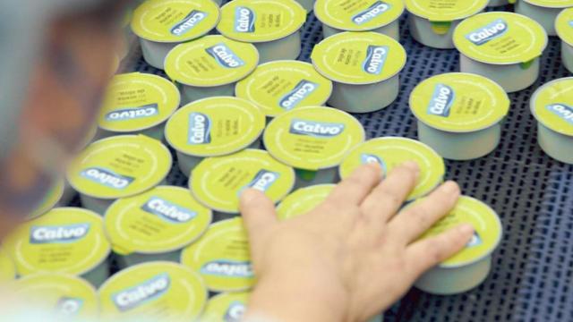 Grupo Calvo avanza en su estrategia de sostenibilidad para la eliminación de plásticos