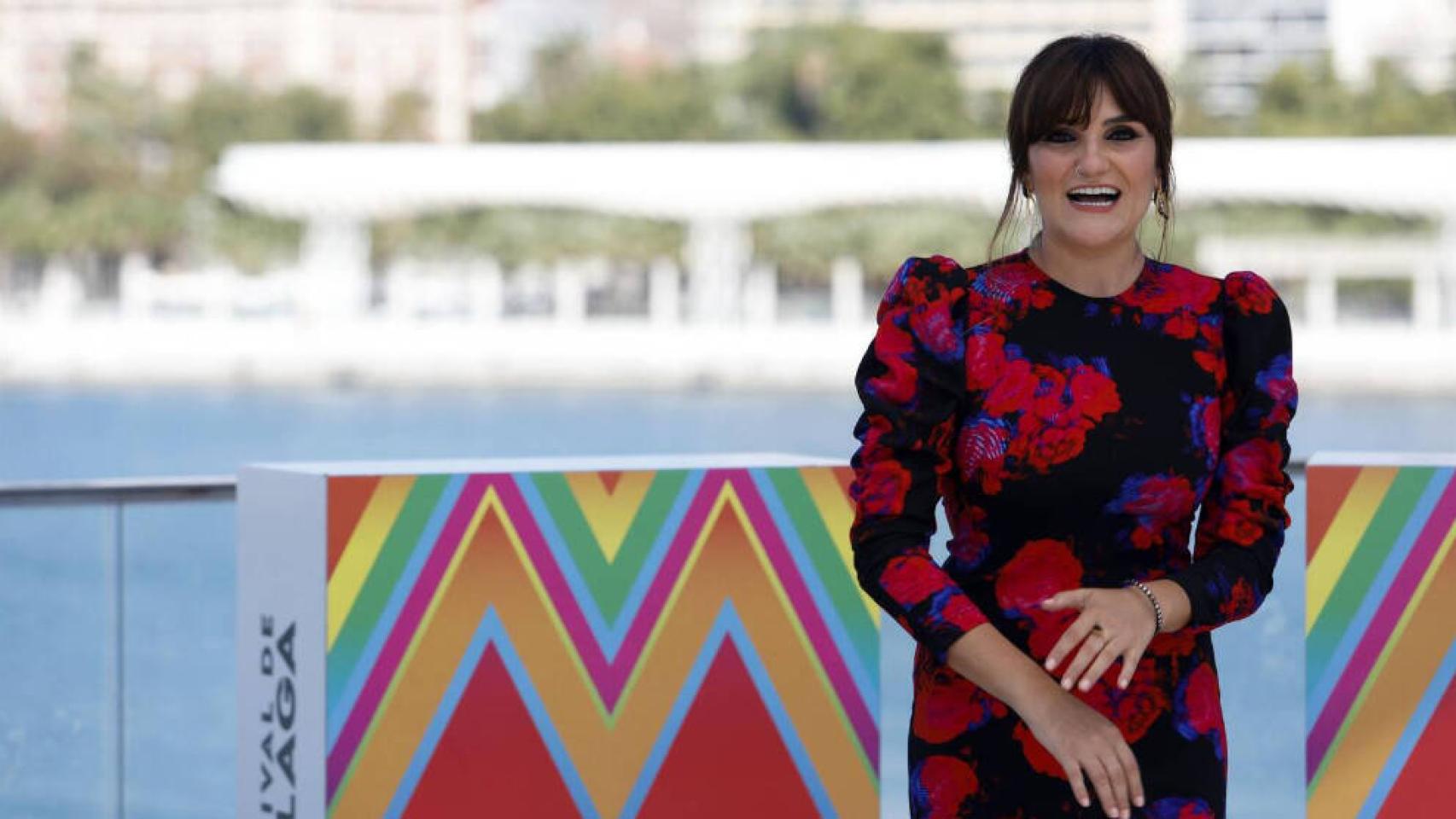 Photocall con el equipo de la película La Boda Rosa , en la imagen la cantante Rozalén. En Málaga a 21 de agosto de 2020. Foto: Álex Zea/Europa Press