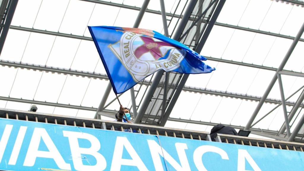 Aficionados en el partido contra el Compostela.