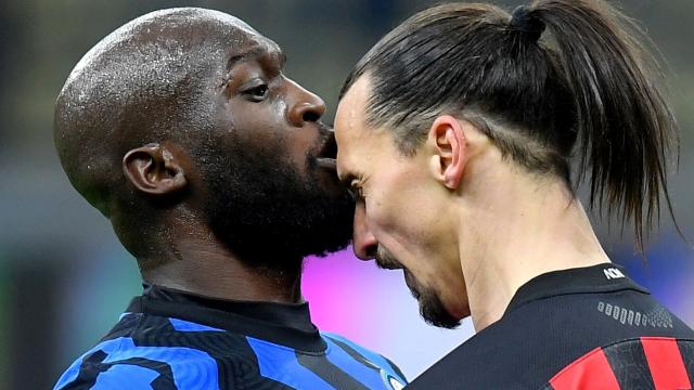 Lukaku e Ibrahimovic, durante su tangana en la Copa de Italia