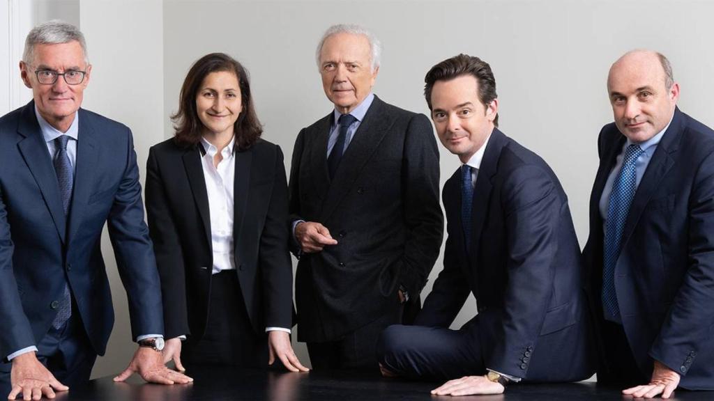 Edouard Carmignac, en el centro, junto al resto de sus directores de Inversión.