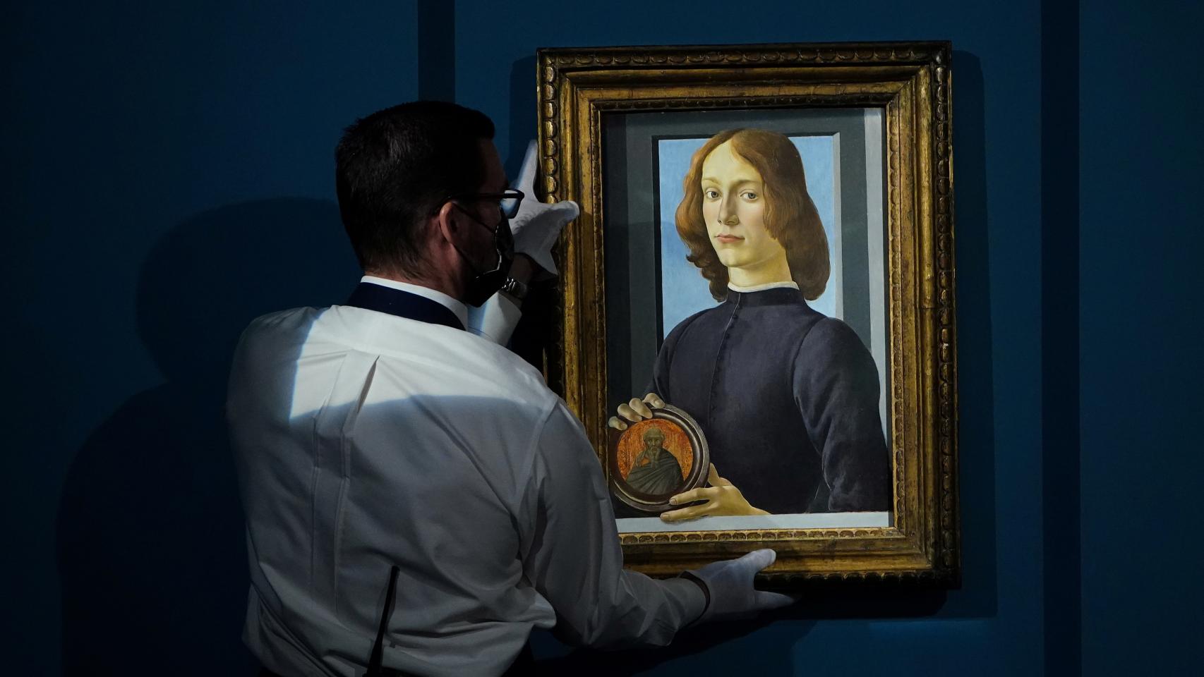 El retrato de Botticelli vendido por un precio récord.
