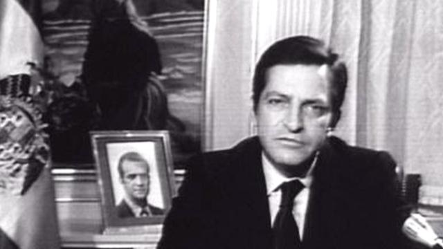 Adolfo Suárez, durante su discurso de dimisión.