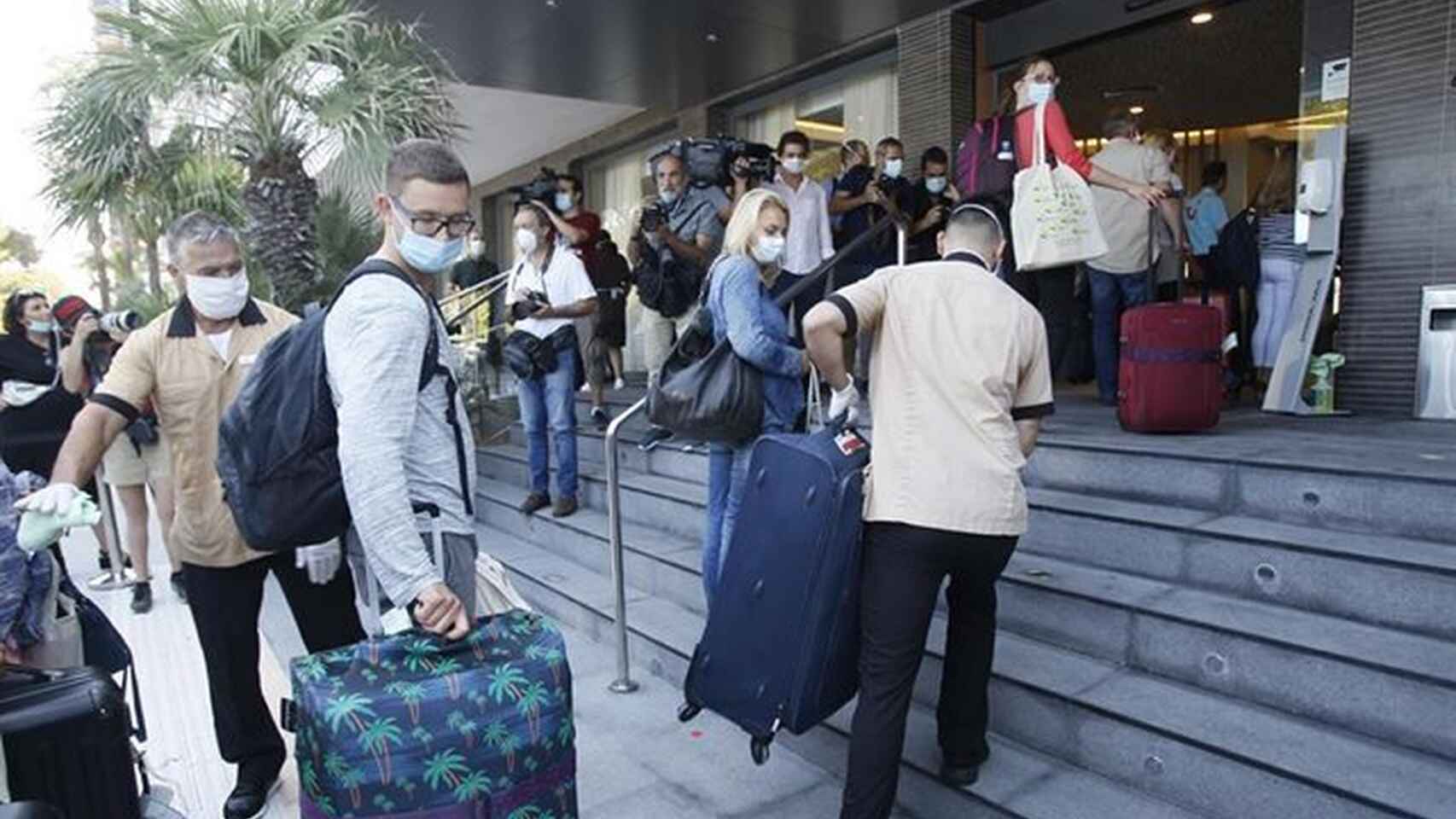 Turistas alemanes a su llegada a Baleares.