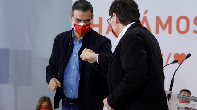 Pedro Sánchez, junto a Salvador Illa, este sábado.