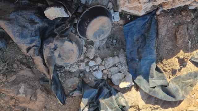 Una zona del yacimiento expoliada.