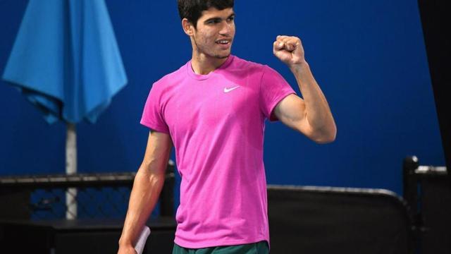 Alcaraz celebra su victoria ante Goffin.