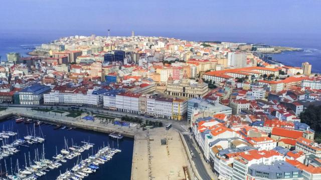 ¡Apoya a la hostelería de A Coruña! Lista de dónde pedir  comida a domicilio o recoger