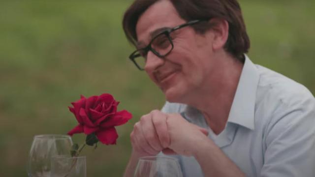 Salvador Illa busca un trío en la parodia de 'La Isla de las Tentaciones' de TV3