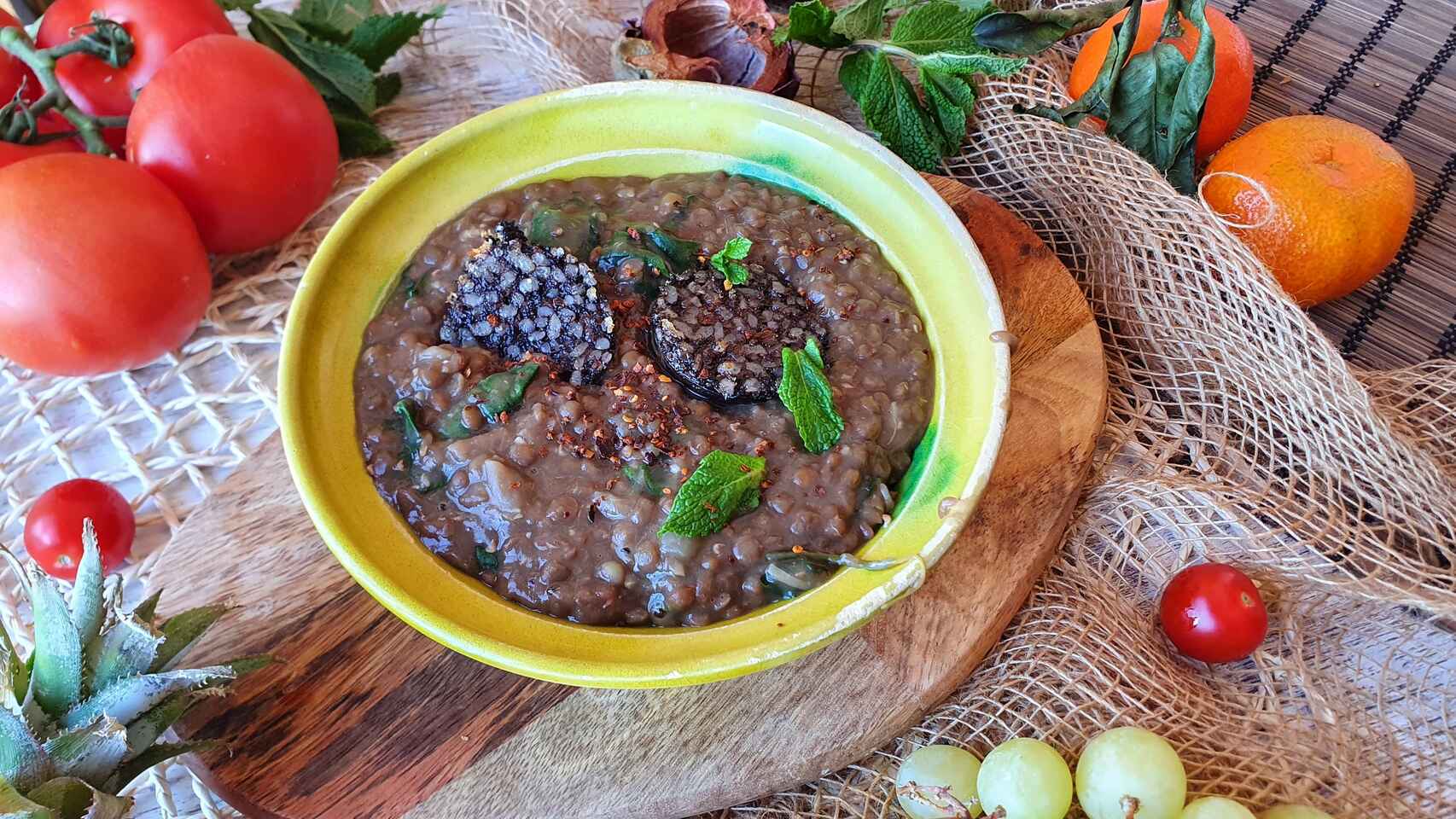 Ganarse las habichuelas y saberlas guisar