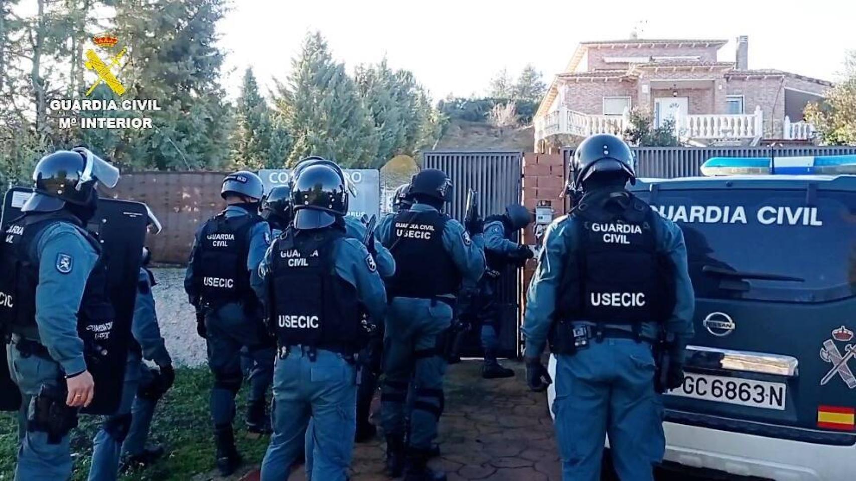 Operativo de la Guardia Civil en Illana contra la droga
