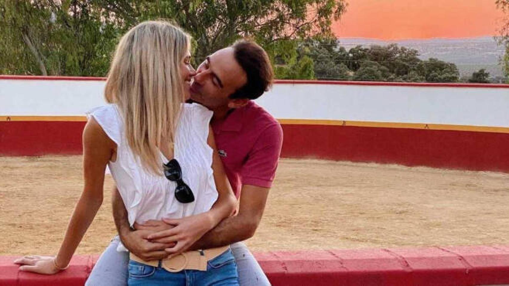 Ana Soria y Enrique Ponce en una imagen de archivo. Foto: Instagram