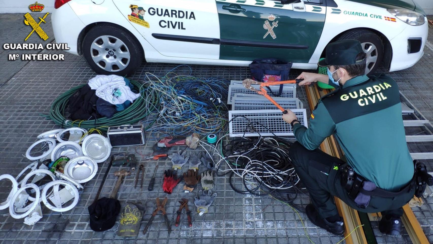 Detenidos en Vigo por robos y hurtos en varios establecimientos del sur de Pontevedra