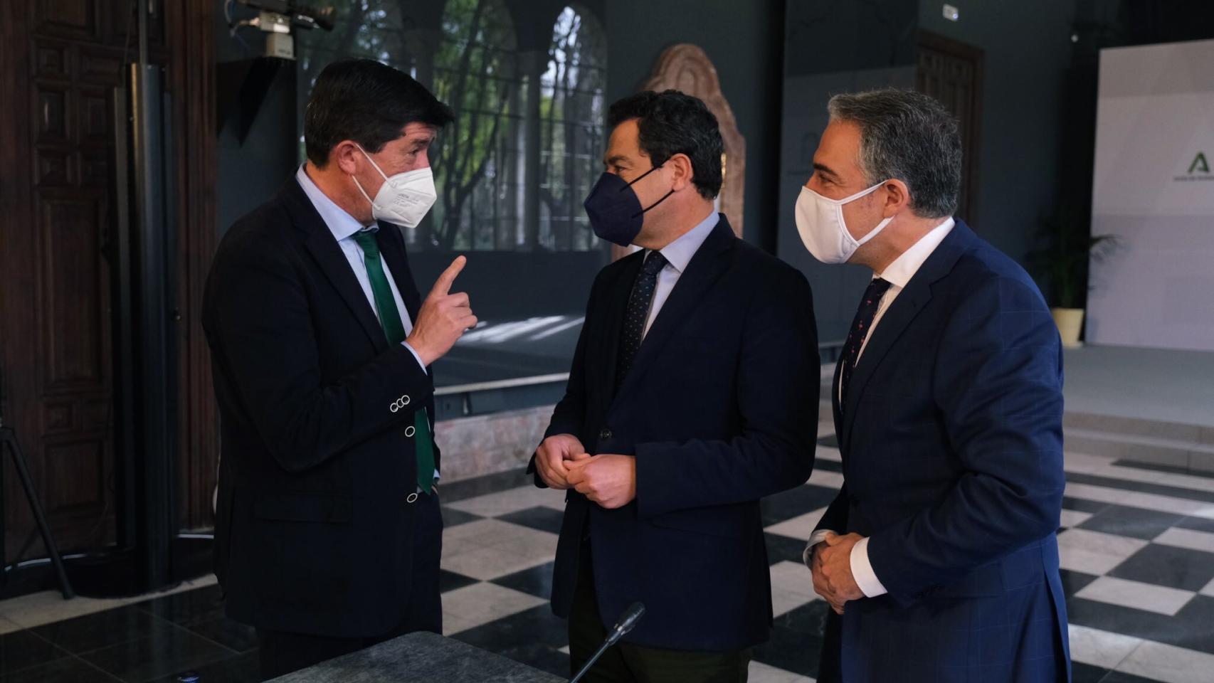 Marín, Moreno y Bendodo en el Consejo de Gobierno