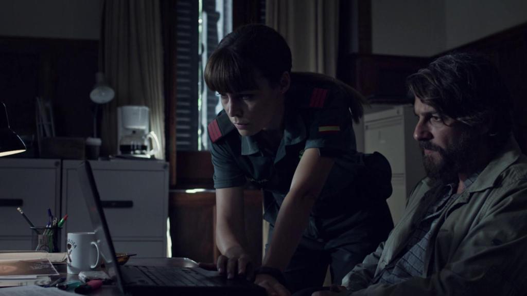 Cati siempre ha estado en la posición ideal para desviar la atención.