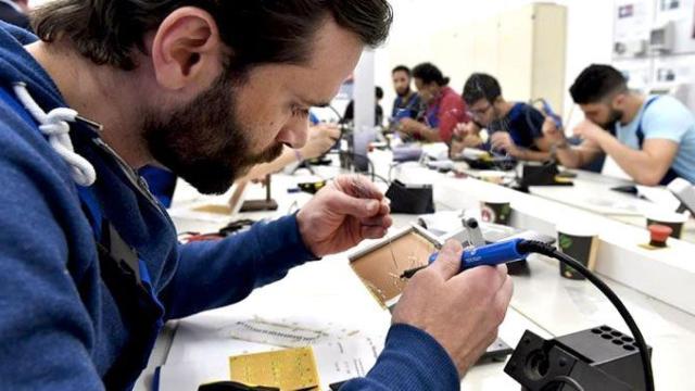 La formación cualificada, el mejor remedio frente a la precariedad laboral de los jóvenes