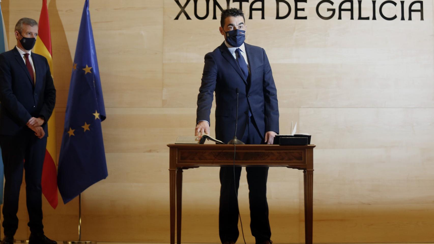 Luis López ha jurado el cargo en un acto presidido por Alfonso Rueda
