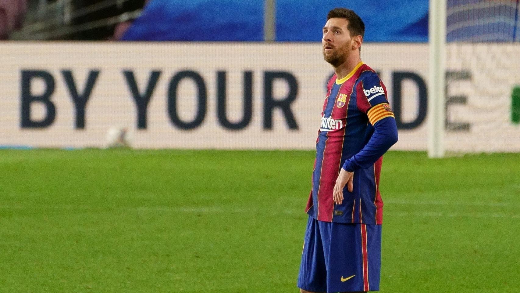 Messi, pensativo