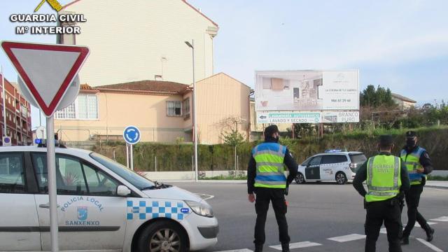 Detenidos dos vecinos de Sanxenxo (Pontevedra) por un robo en una vivienda habitada