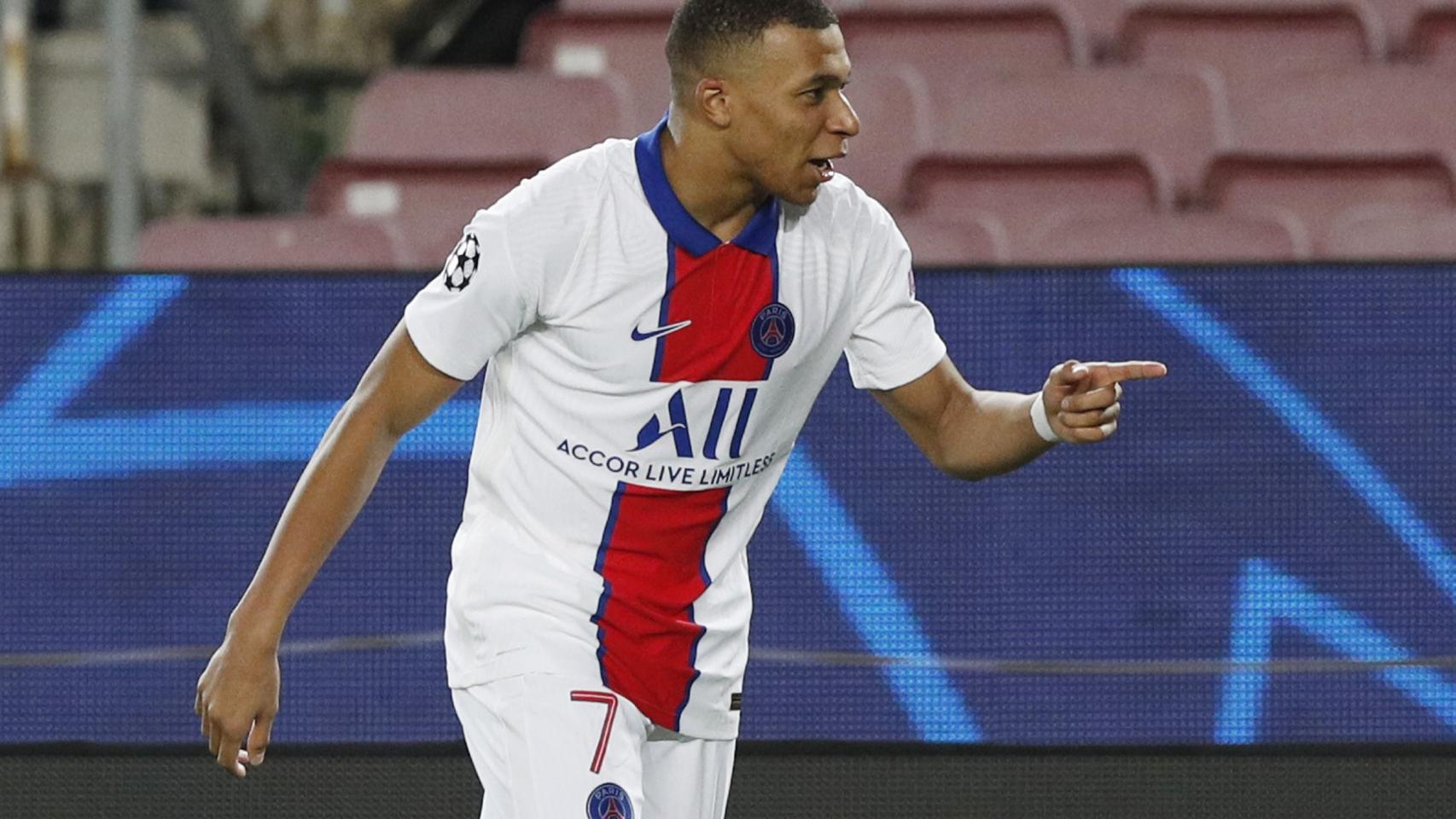 Celebración de Kylian Mbappé de su tercer gol