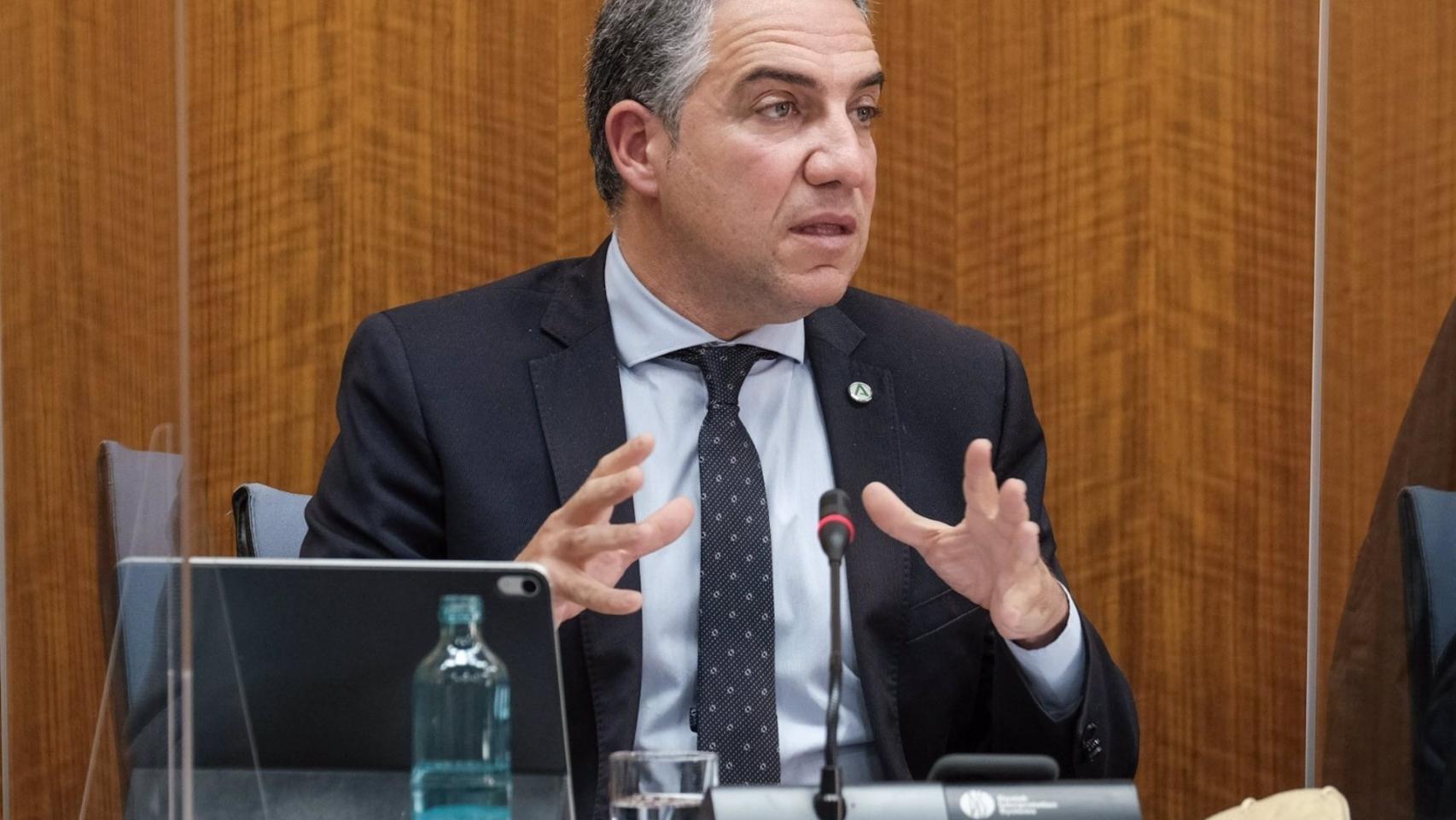 Elías Bendodo en la Comisión de Asuntos Europeos