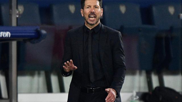 El 'Cholo' Simeone, en la banda del Ciudad de Valencia