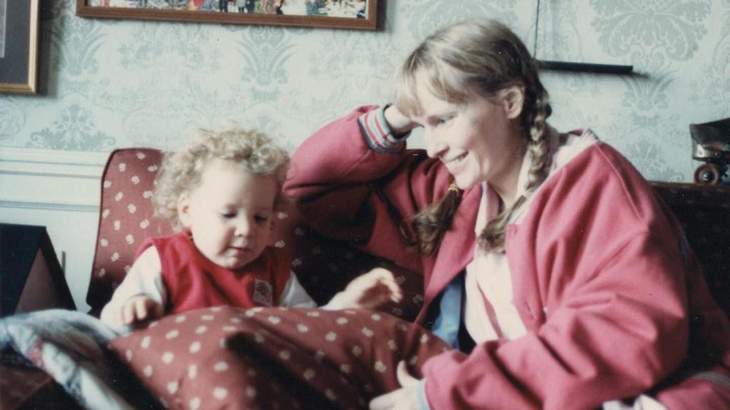 Imágenes de archivo de Mia Farrow y Dylan.