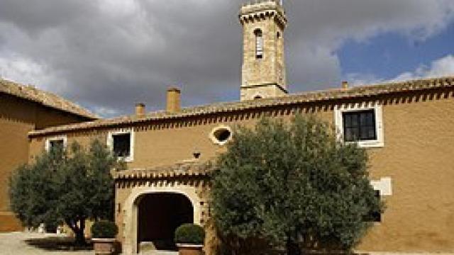 Entrada a la Dehesa de los Llanos, uno de los activos del Grupo Mazacruz./