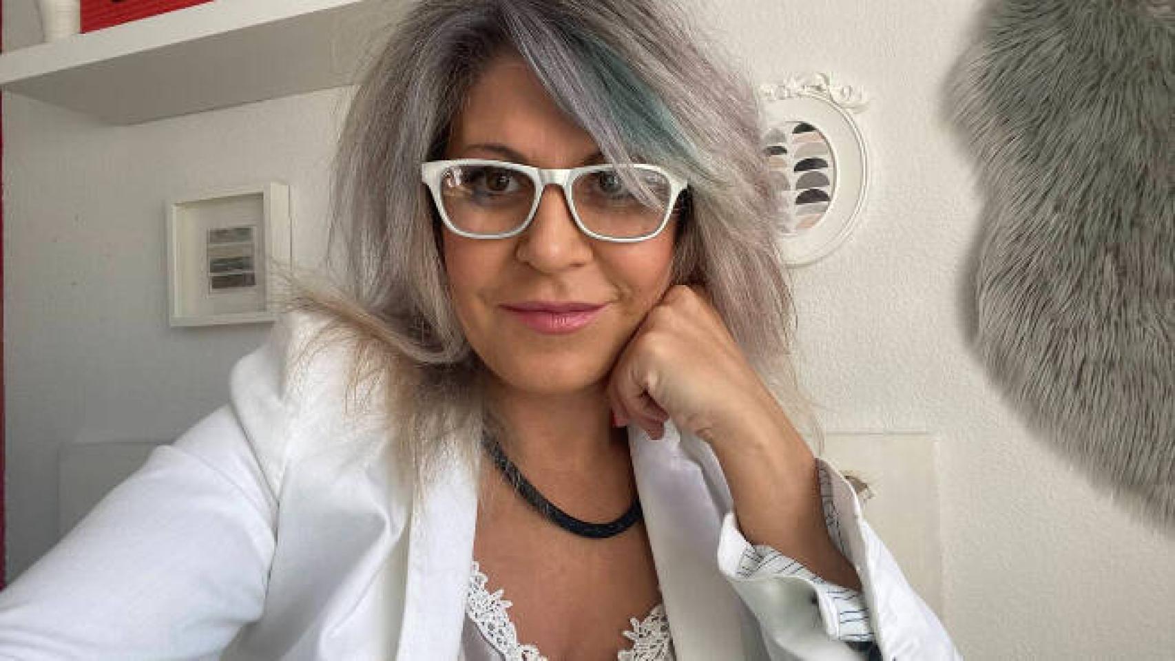 Ana M. Ángel Esteban