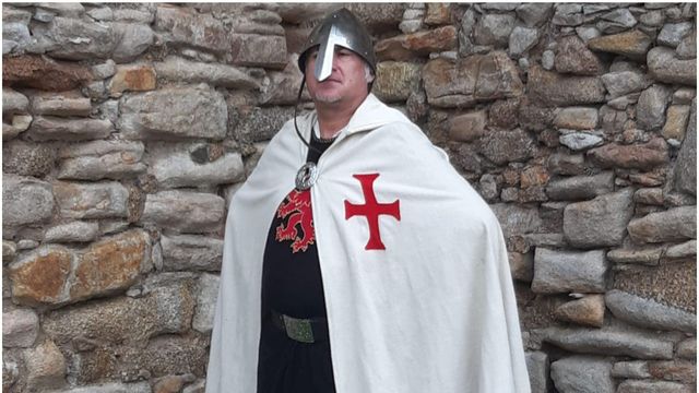 Suso Martínez, caracterizado para una visita teatralizada.