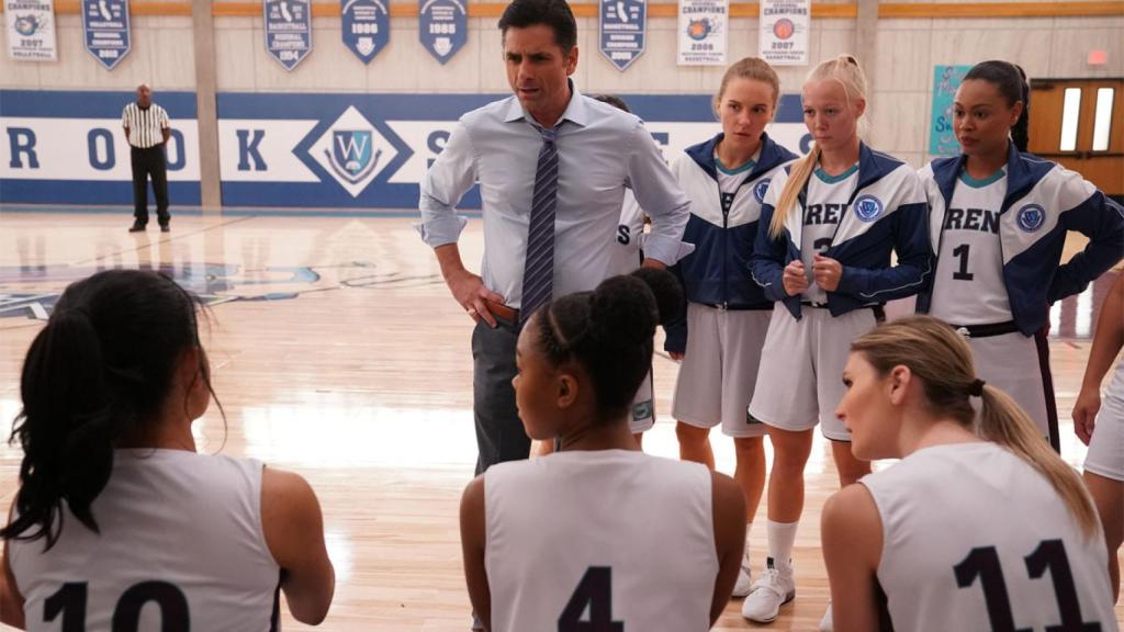 John Stamos es 'El Mister'.