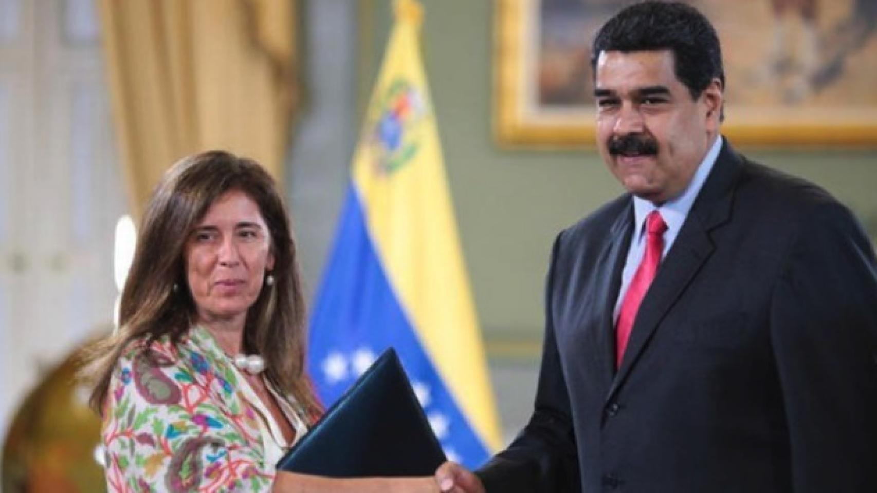 Isabel Brilhante Pedrosa y Nicolás Maduro en una imagen de archivo.