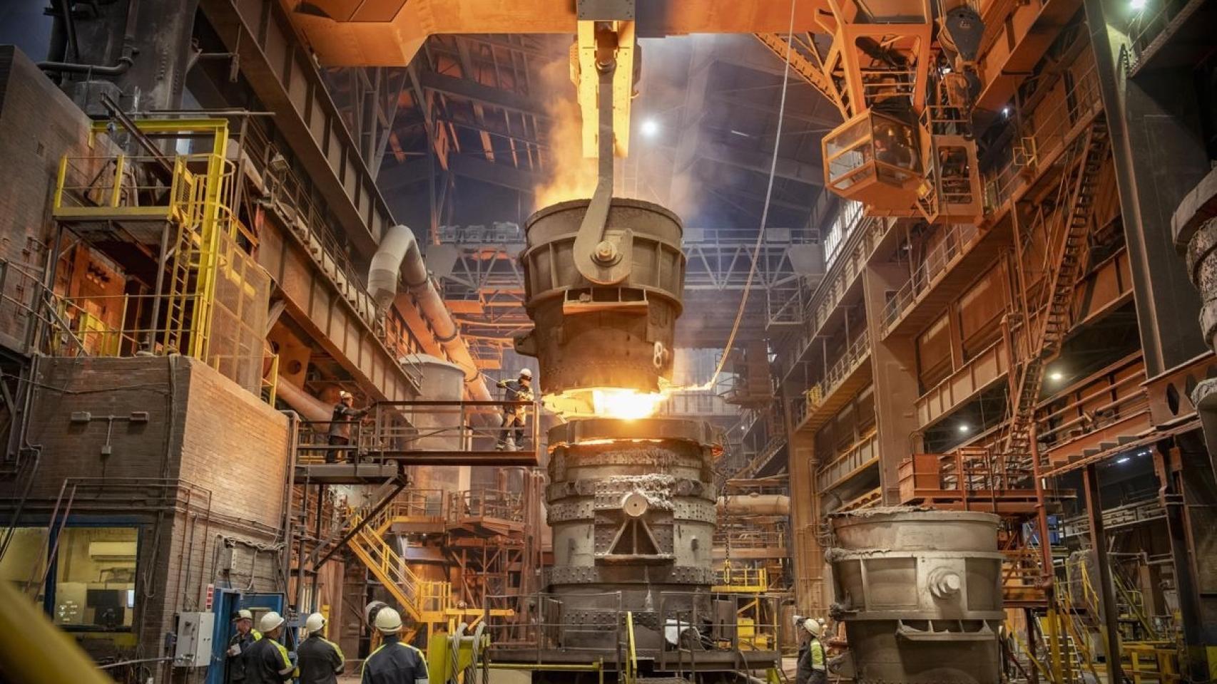 Descarbonizar la gran industria con hidrógeno tiene una 'pega': la inversión milmillonaria
