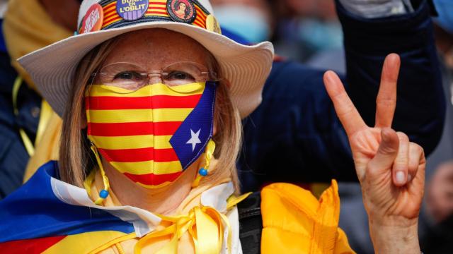 Una manifestante en una concentración de la ANC.