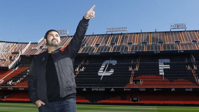 El príncipe de Johor, durante una visita al Valencia CF